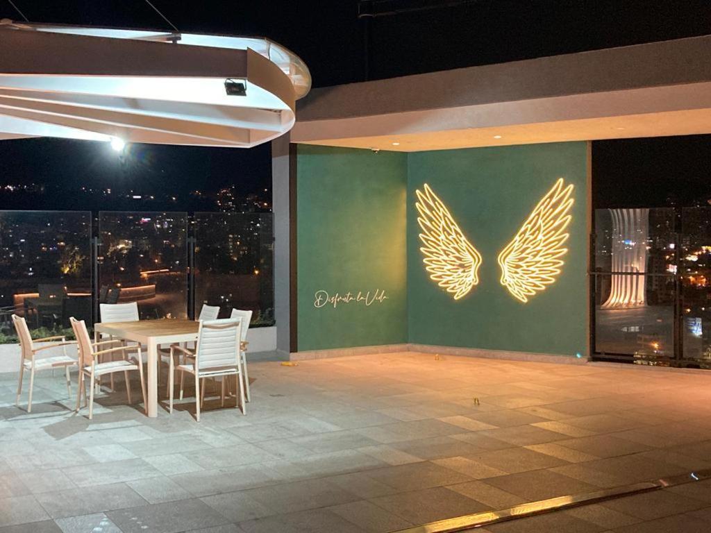 Confort Suite La Carolina Quito Eksteriør bilde