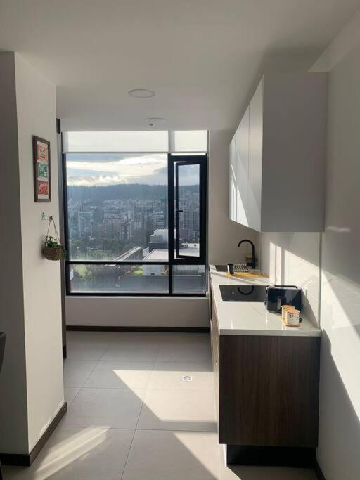 Confort Suite La Carolina Quito Eksteriør bilde